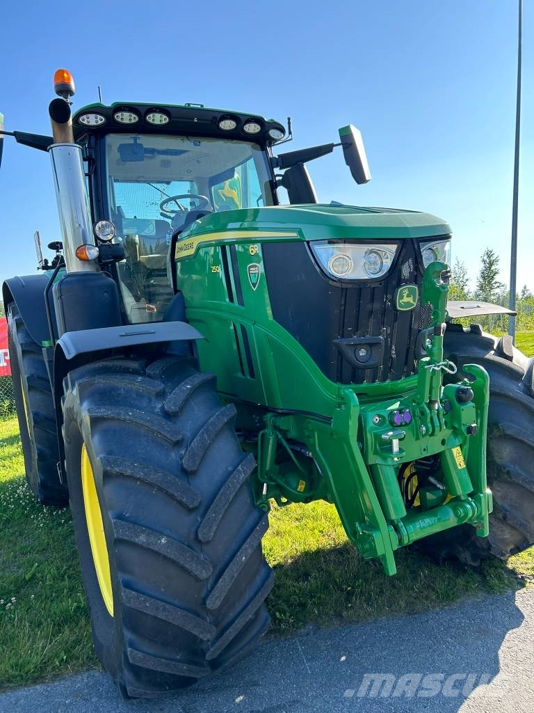 John Deere 6R250 Traktoren