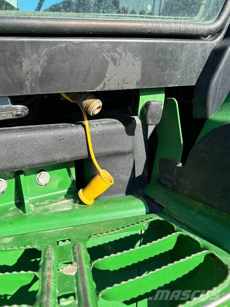 John Deere 6R250 Traktoren