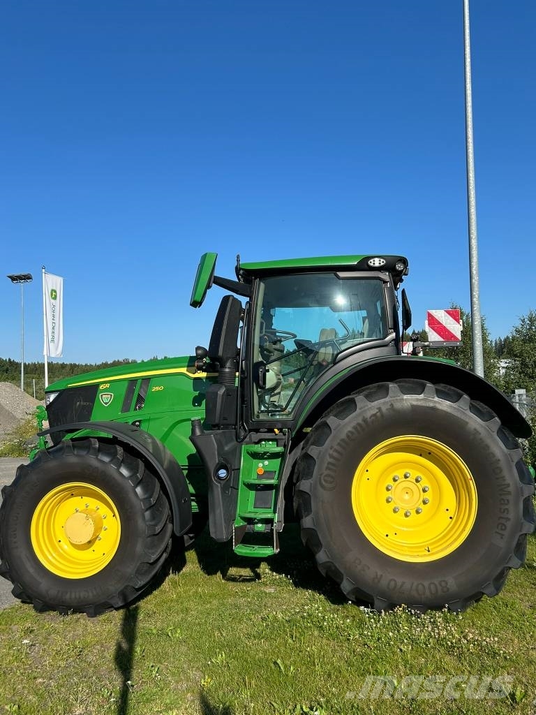 John Deere 6R250 Traktoren