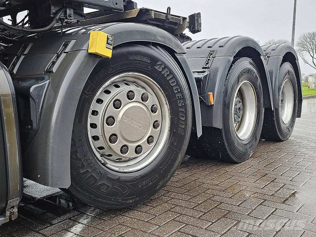 Scania R730 8X4 147T Sadulveokid