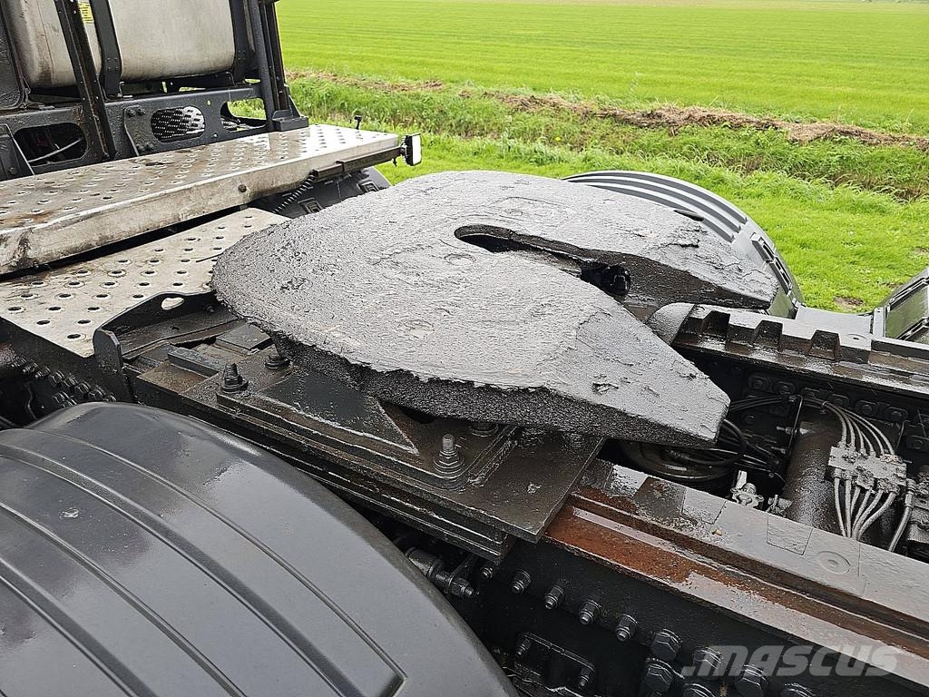 Scania R730 8X4 147T Sadulveokid