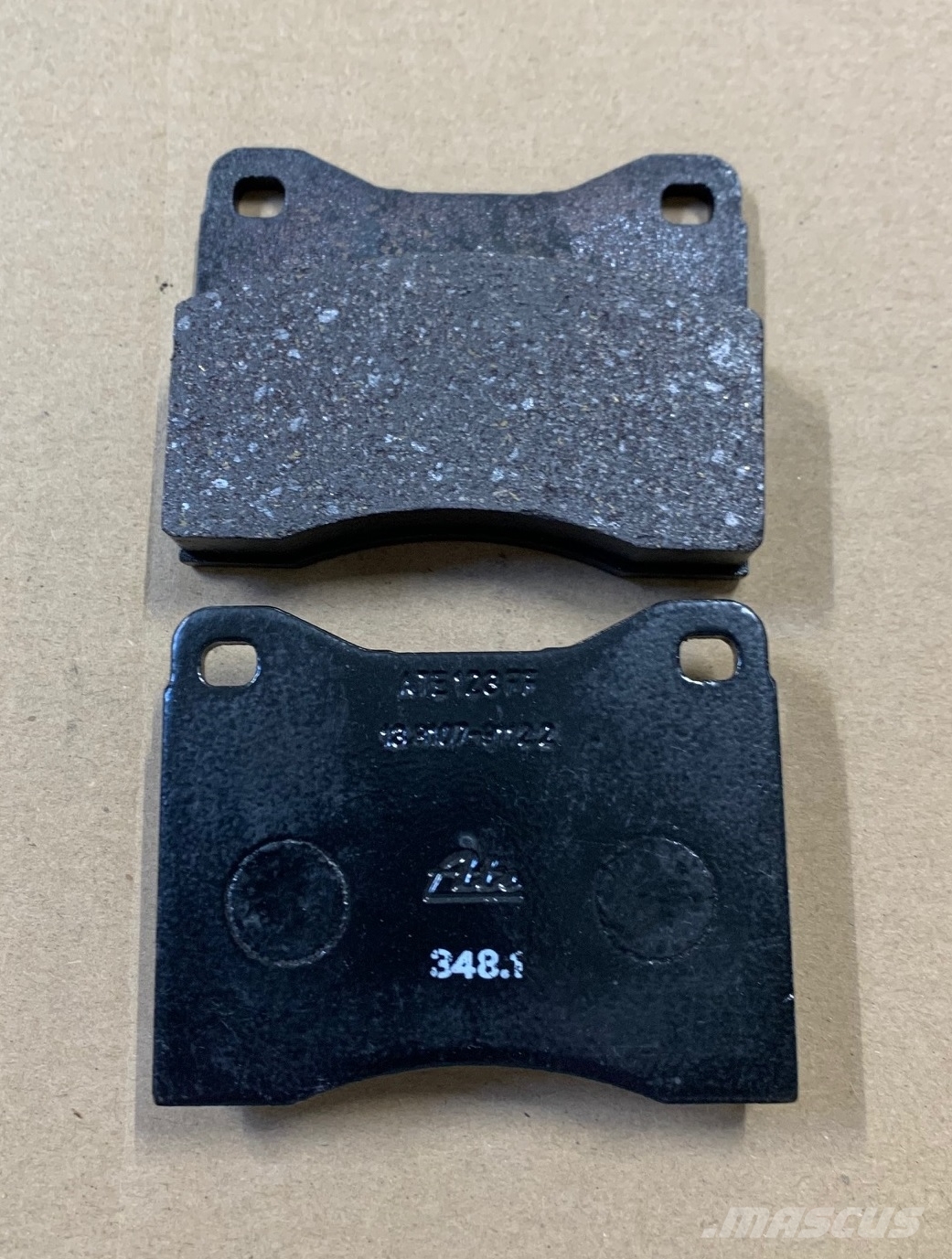 Deutz-Fahr DX 3 Brake pad set 04375655, 4375655, 0437 5655 Freins