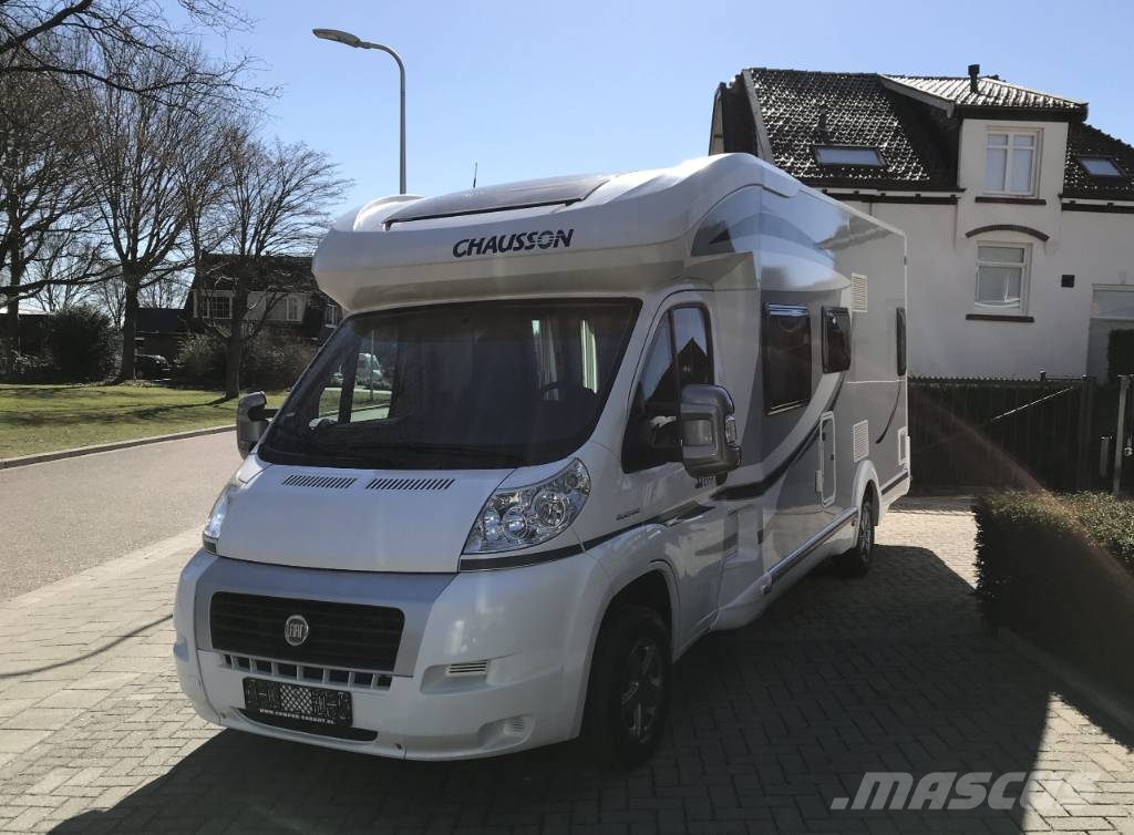 Chausson TI69 Titanium | Hefbed | 5 gordelplaatsen | 69Dkm Wohnmobile und Wohnwagen