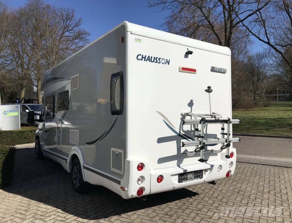 Chausson TI69 Titanium | Hefbed | 5 gordelplaatsen | 69Dkm Wohnmobile und Wohnwagen