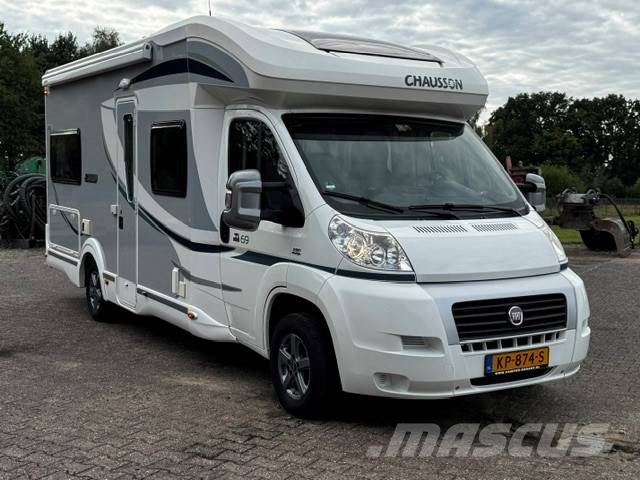 Chausson TI69 Titanium | Hefbed | 5 gordelplaatsen | 69Dkm Wohnmobile und Wohnwagen