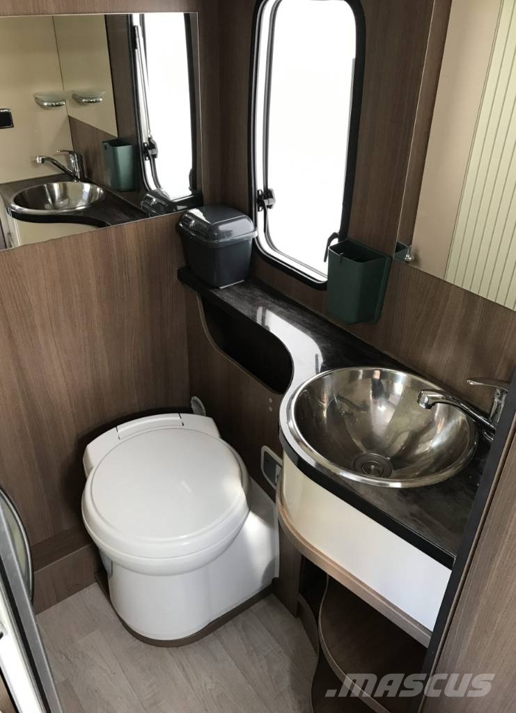 Chausson TI69 Titanium | Hefbed | 5 gordelplaatsen | 69Dkm Wohnmobile und Wohnwagen