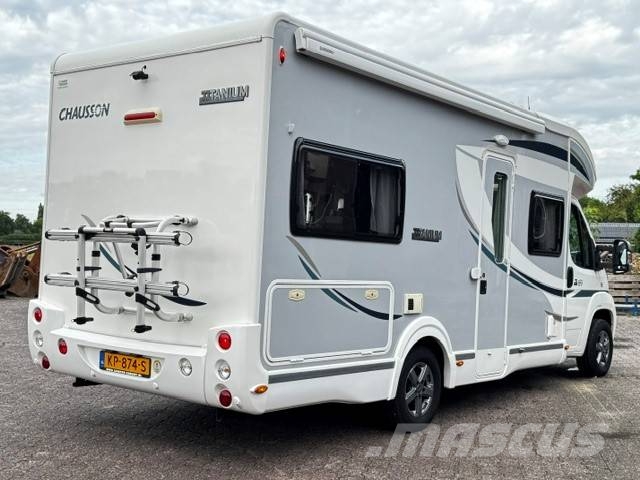 Chausson TI69 Titanium | Hefbed | 5 gordelplaatsen | 69Dkm Wohnmobile und Wohnwagen