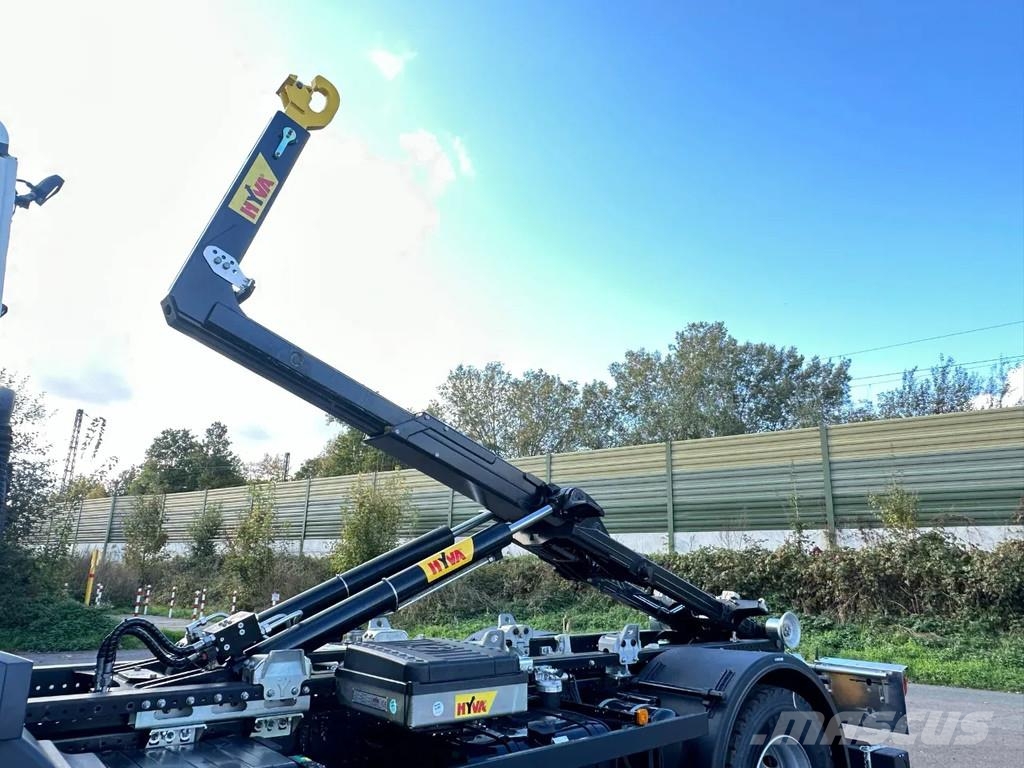 MAN TGM 18.320 TGM 18.320 4x2 Hyva 12-45 Hook lift trucks