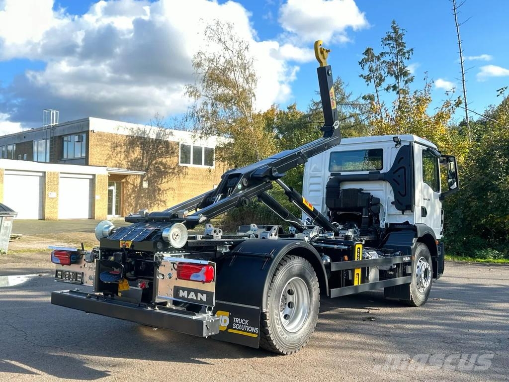 MAN TGM 18.320 TGM 18.320 4x2 Hyva 12-45 Hook lift trucks