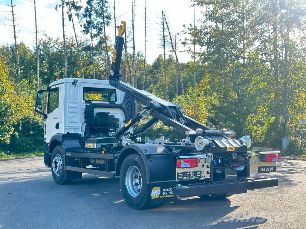 MAN TGM 18.320 TGM 18.320 4x2 Hyva 12-45 Hook lift trucks