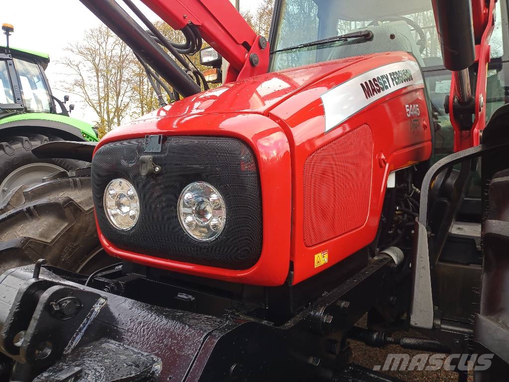 Massey Ferguson 5445 Traktori