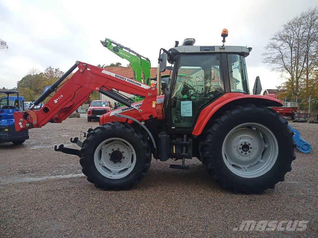 Massey Ferguson 5445 Traktori