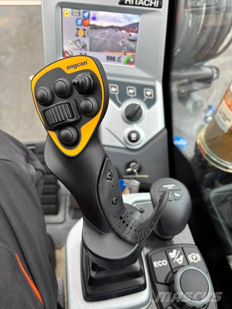 Hitachi ZX 95 W-7 / Uusi, Engcon, Rasvari, Lämmitin Pyöräkaivukoneet