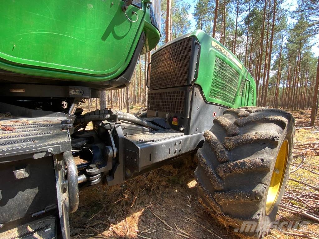 John Deere 1170 E IT 4 Harvesters