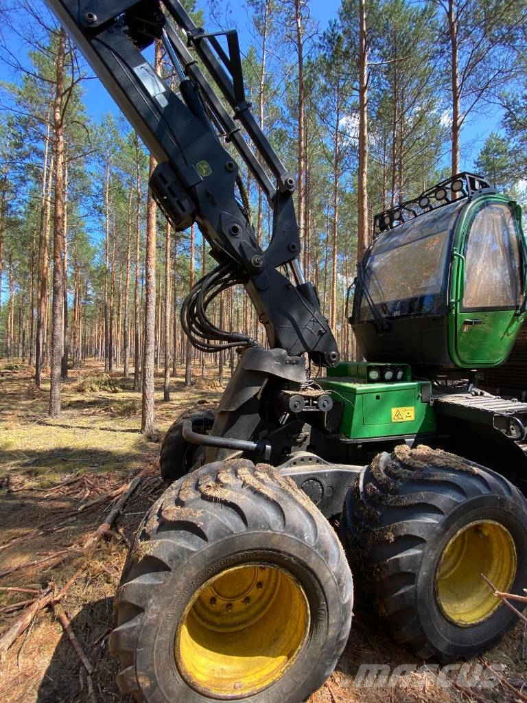 John Deere 1170 E IT 4 Harvesters