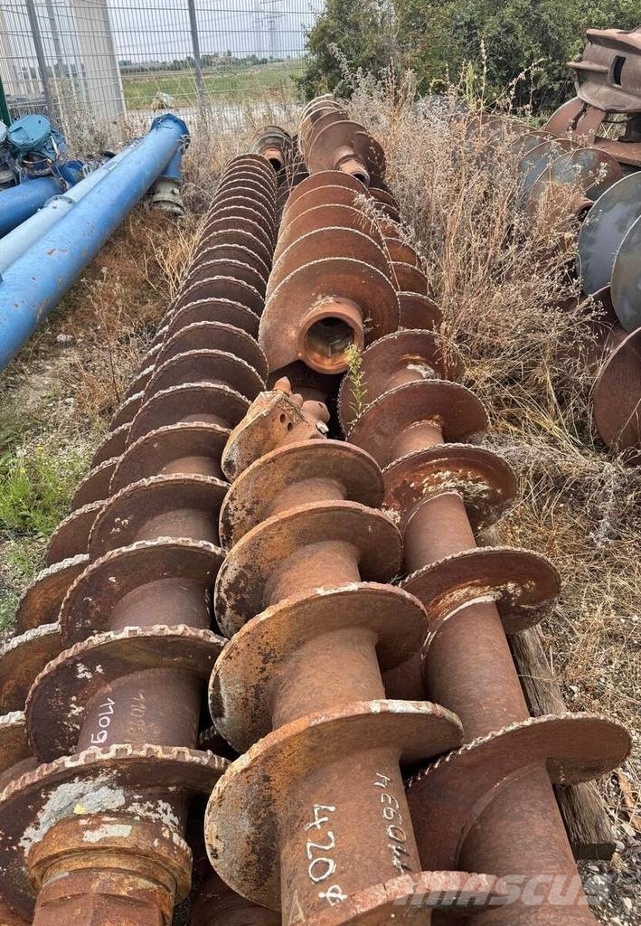  Drill Augers 420mm / 520mm Fúrók