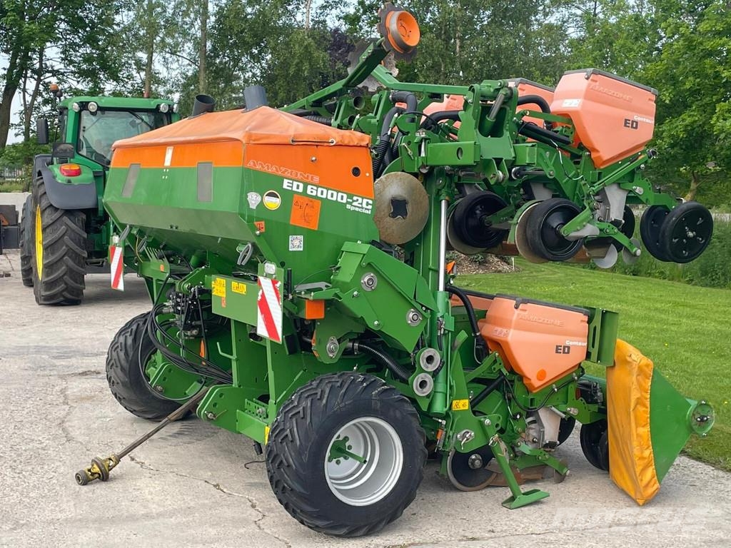 Amazone ED 6000 2C Special Contour Maisplanter Maiszaaier Mechanické sejačky