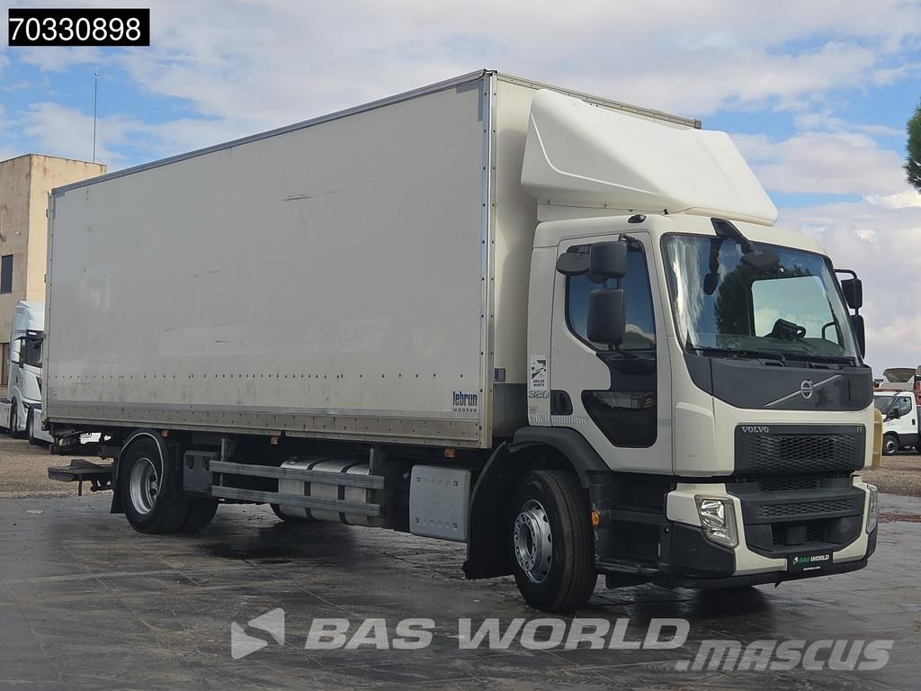 Volvo FE 320 4X2 20.5 Tonelades 1500kg plataforma de car Bakwagens met gesloten opbouw
