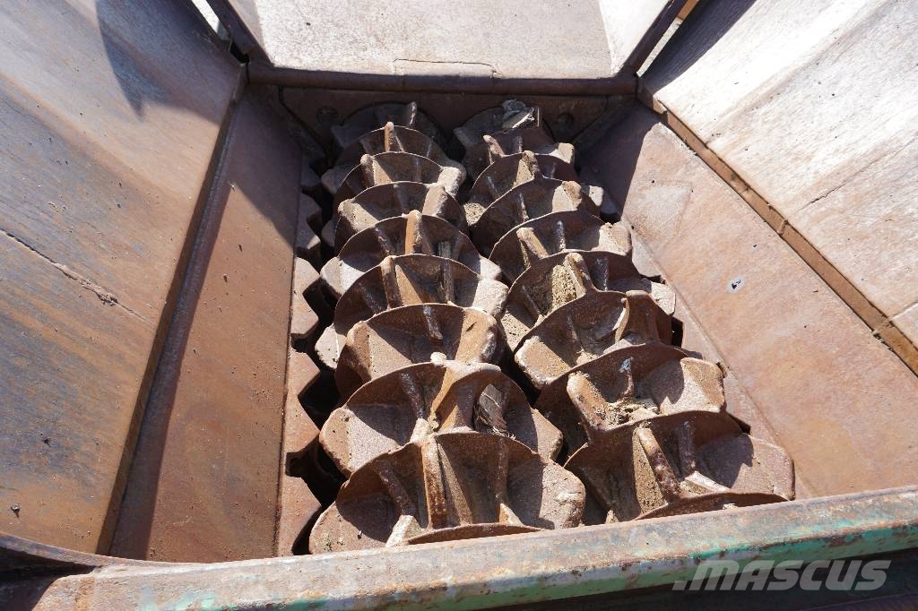 Forus HB 170 Waste Shredders