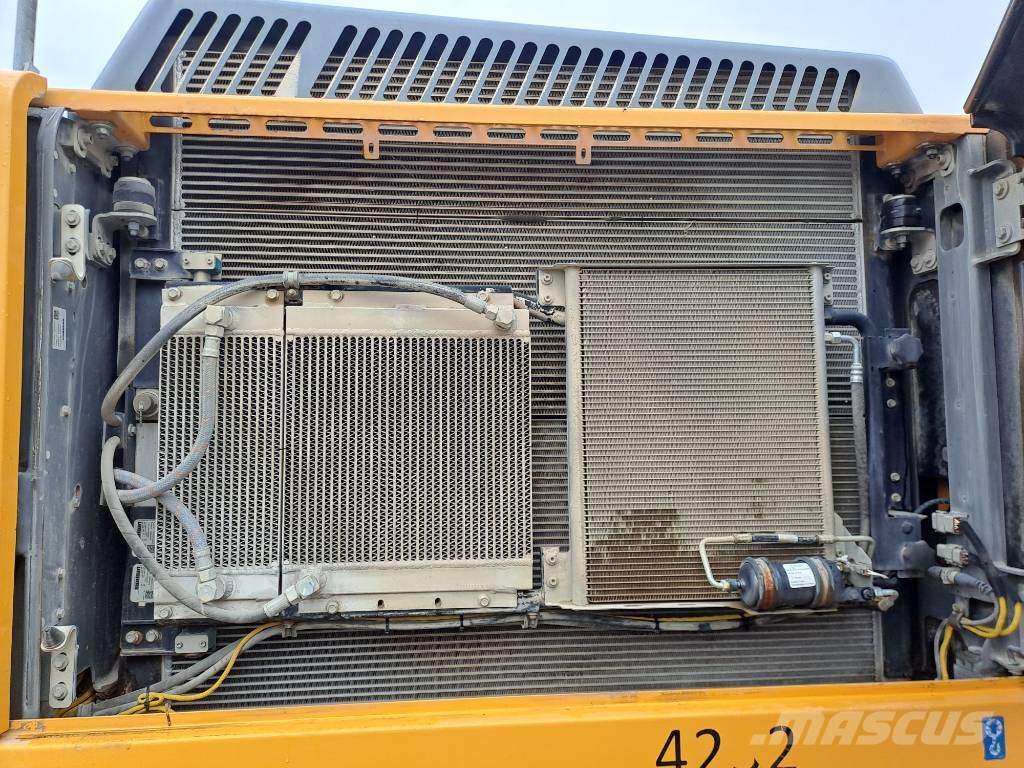 Liebherr R946LC 履帶式 挖土機/掘鑿機/挖掘機