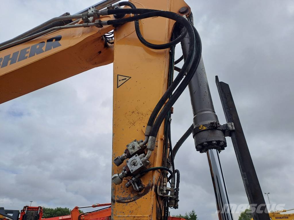 Liebherr R946LC 履帶式 挖土機/掘鑿機/挖掘機
