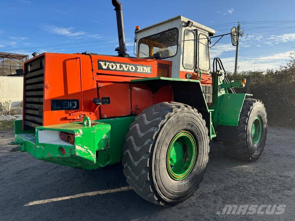 Volvo BM L 90 Pale gommate