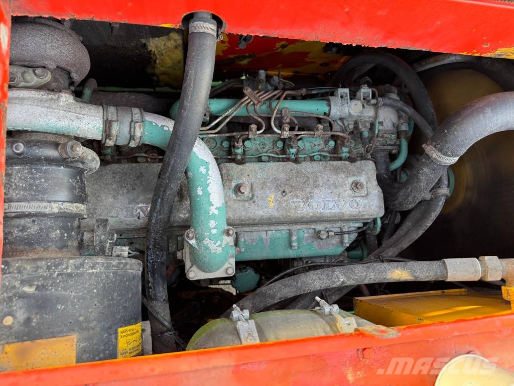 Volvo BM L 90 Pale gommate
