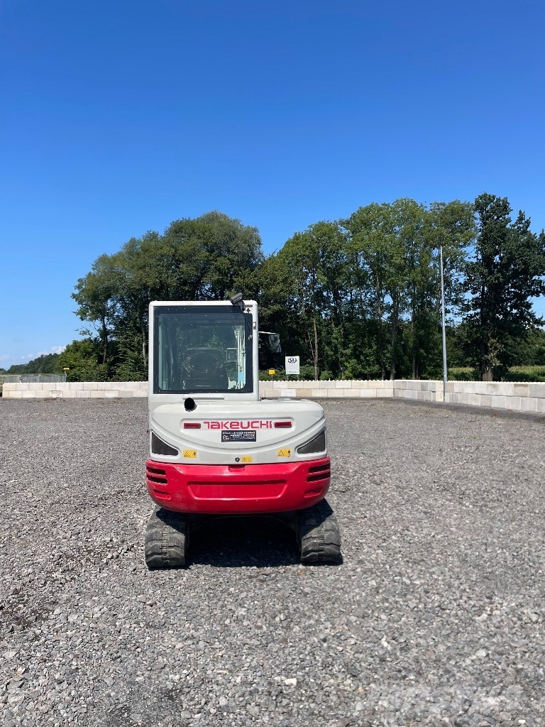 Takeuchi TB 240 Mini excavadoras < 7t