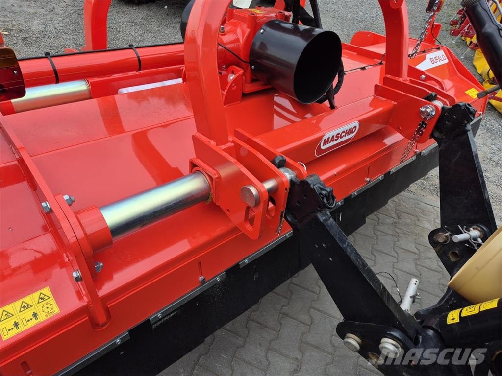 Maschio DELTA 8300 + Bufalo 280 BUTTERFLY Klepelmaaiers