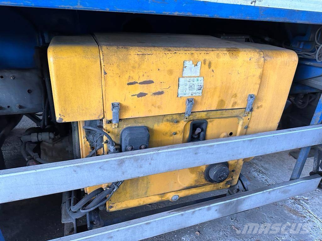 Cela TJ460 anno 2005 المنصات الهوائية المثبتة على شاحنة