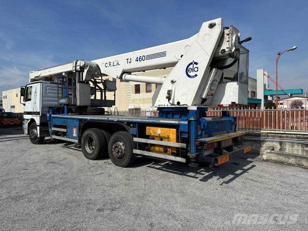 Cela TJ460 anno 2005 المنصات الهوائية المثبتة على شاحنة