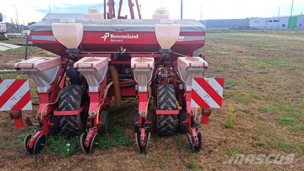 Kverneland TF Profi Optima HD 8 e-drive Сажалки