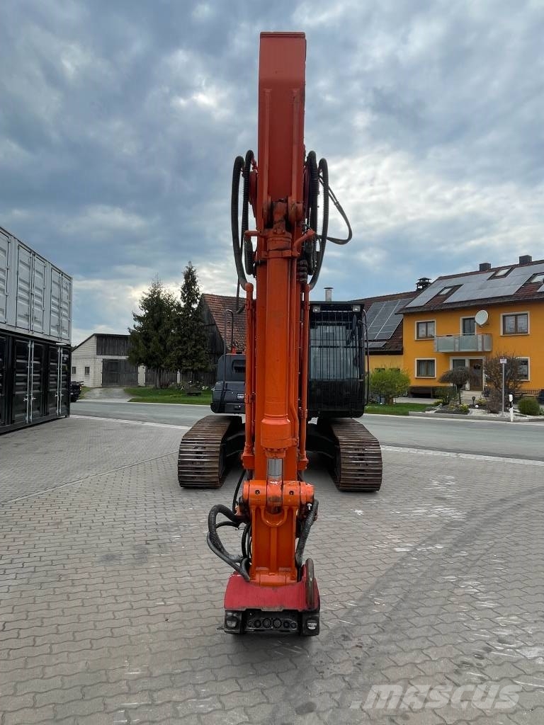 Hitachi ZX210LC-5B Hybrid Monoblock OilQuick OQ70/55 Kli حفارات زحافة