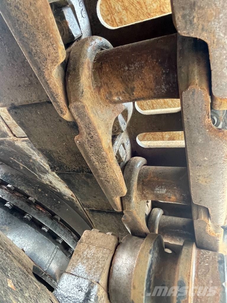 Hitachi ZX210LC-5B Hybrid Monoblock OilQuick OQ70/55 Kli حفارات زحافة