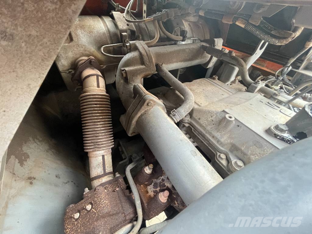 Hitachi ZX210LC-5B Hybrid Monoblock OilQuick OQ70/55 Kli حفارات زحافة