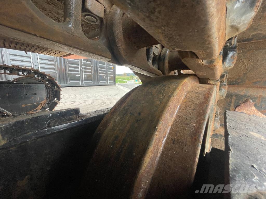 Hitachi ZX210LC-5B Hybrid Monoblock OilQuick OQ70/55 Kli حفارات زحافة