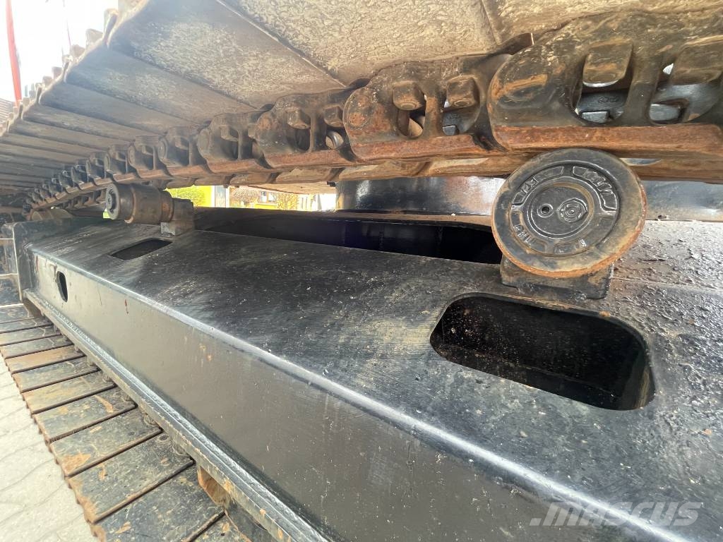 Hitachi ZX210LC-5B Hybrid Monoblock OilQuick OQ70/55 Kli حفارات زحافة