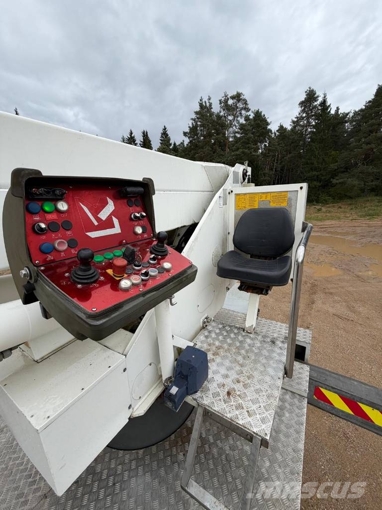 Scania P 114 Kamioni sa kranom