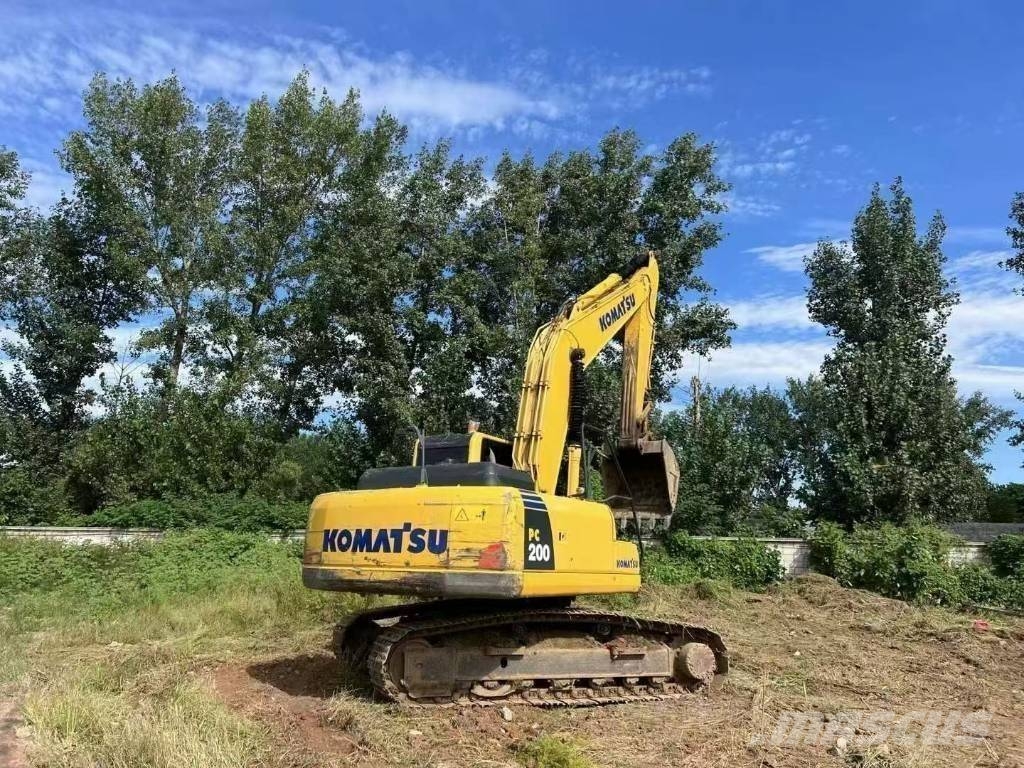 Komatsu PC 200 履带挖掘机