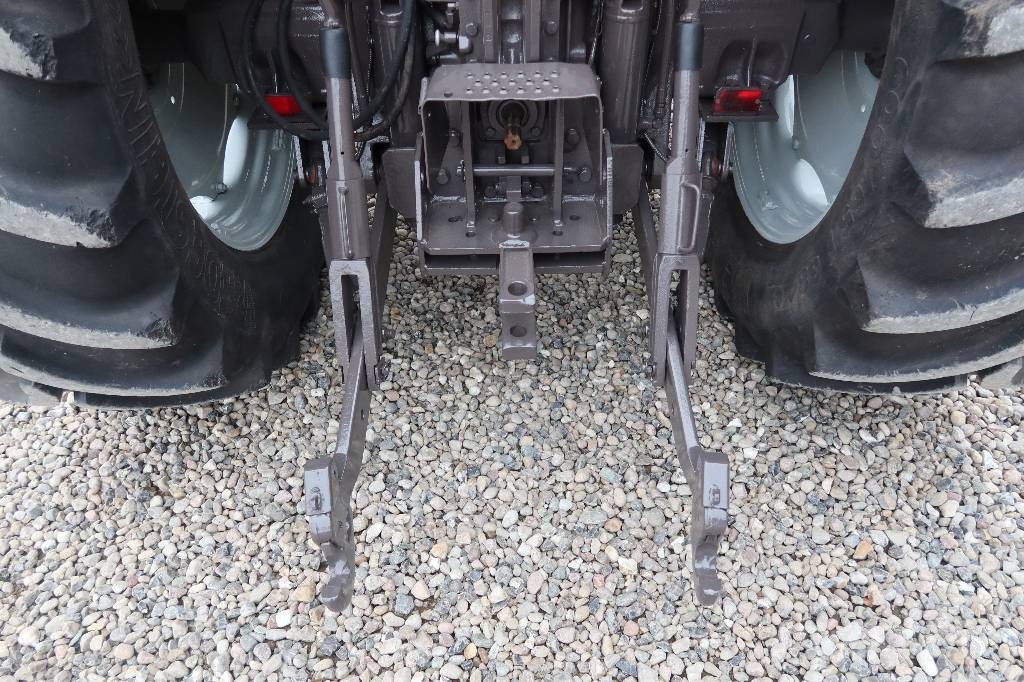Massey Ferguson 6190 DynaShift Traktori
