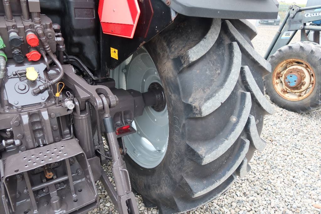Massey Ferguson 6190 DynaShift Traktori