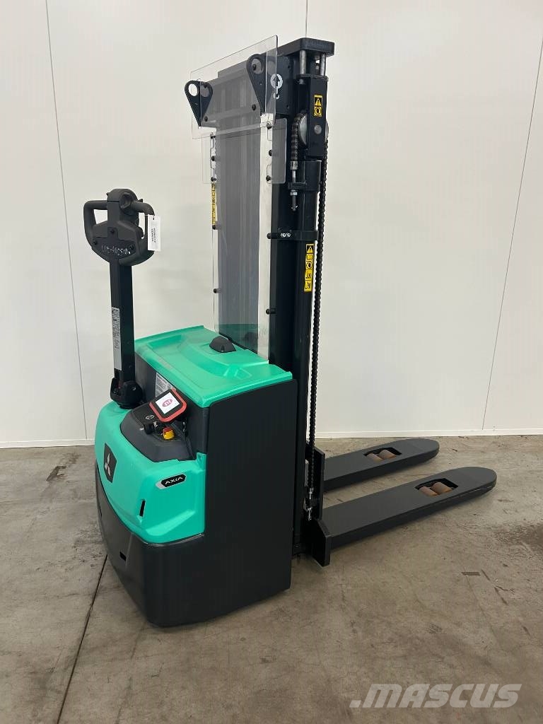 Mitsubishi SBP 14 N3 Pedestrian stacker
