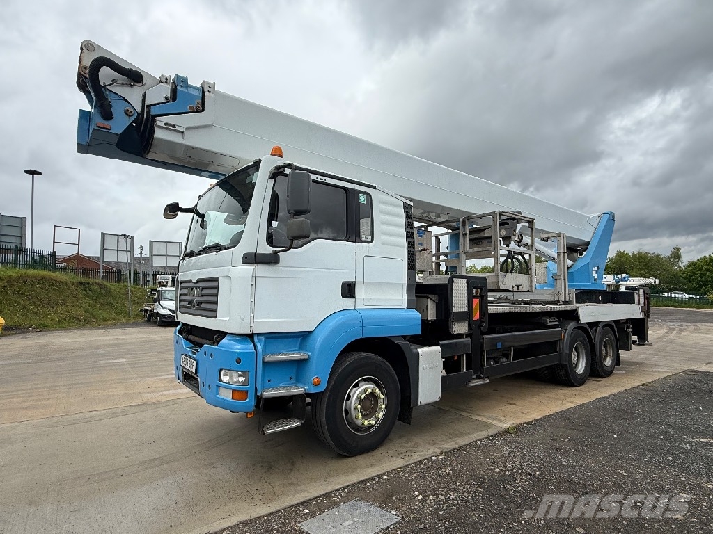 Wumag Palfinger WT 530 Stavební výtahy