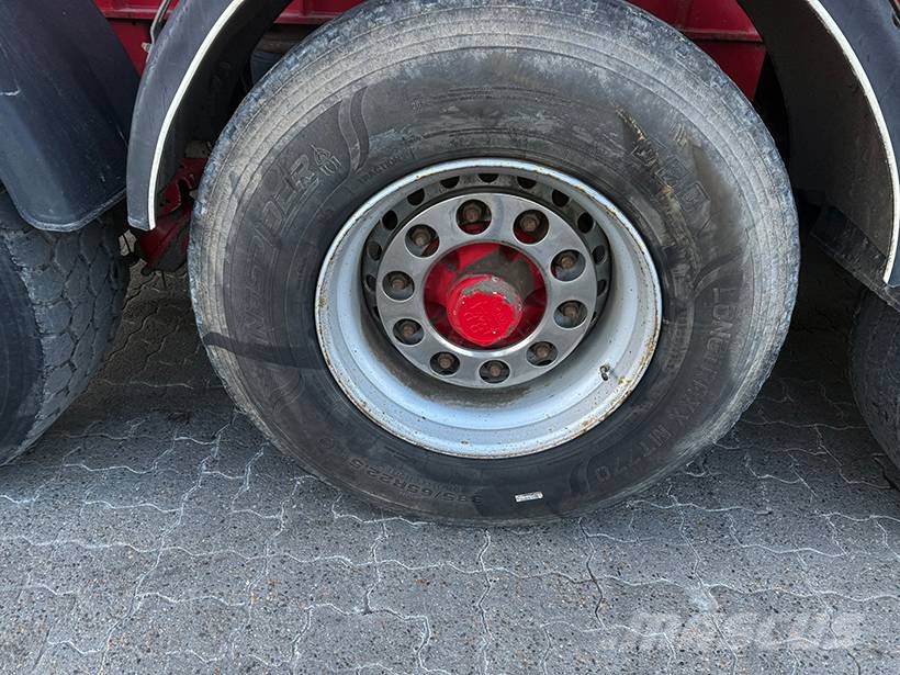 HK TIPPER 4 axle Tipper / Alukastenmulde Kipper 39m3 Semi-trailer med tip