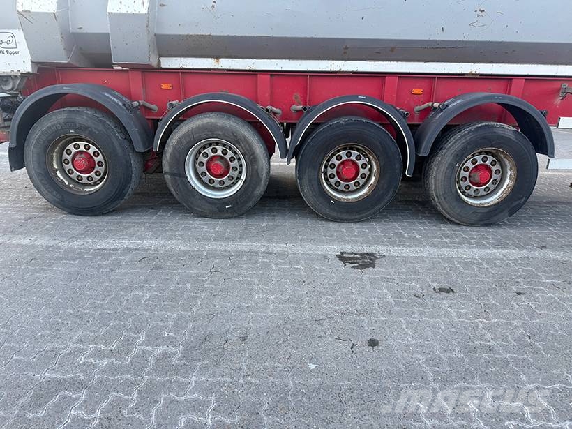 HK TIPPER 4 axle Tipper / Alukastenmulde Kipper 39m3 Semi-trailer med tip