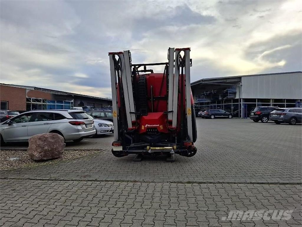 Kverneland iXter B18 Anhängespritzen