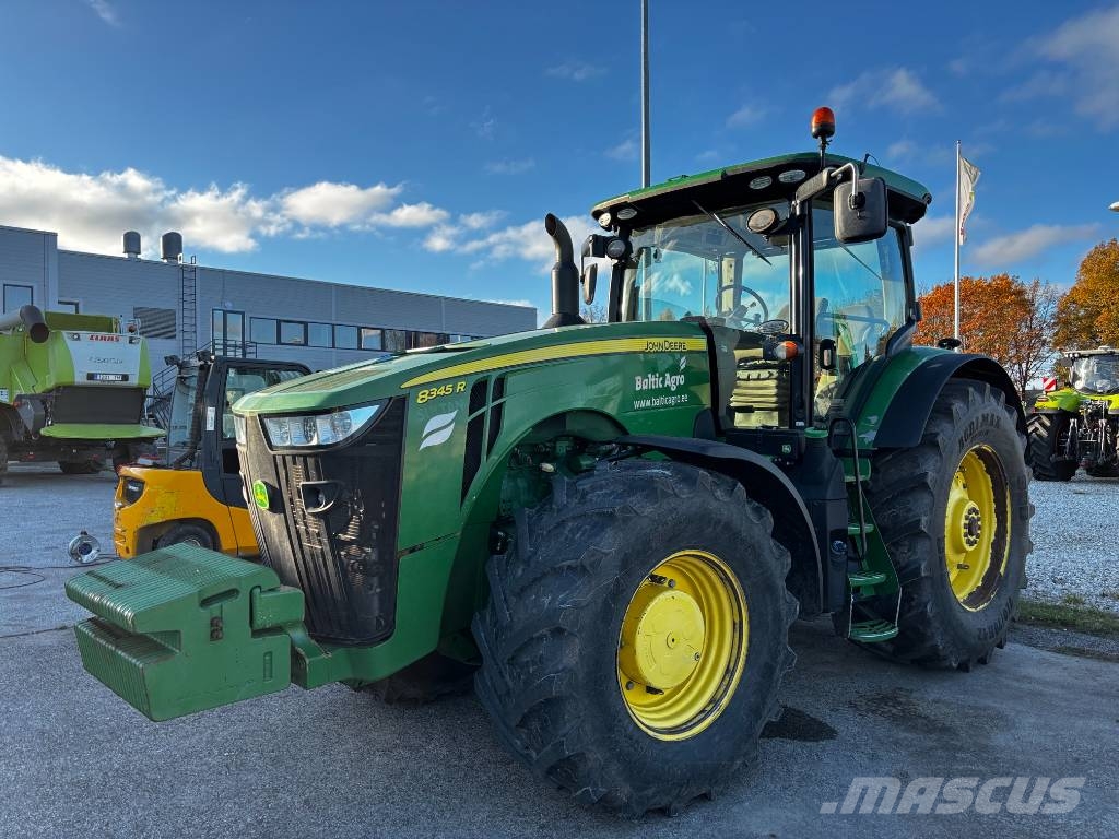 John Deere 8345 R Traktorid