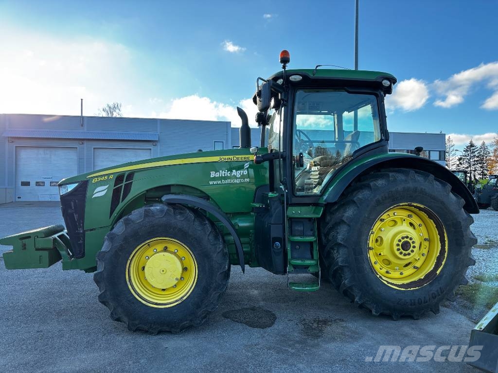 John Deere 8345 R Traktorid
