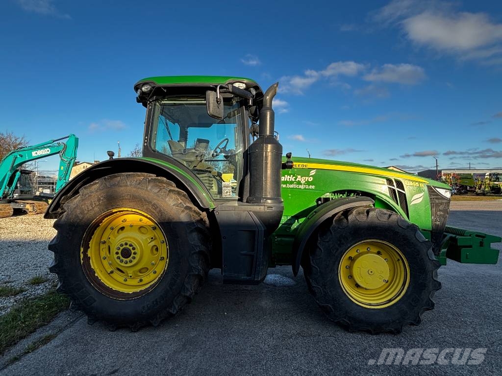 John Deere 8345 R Traktorid