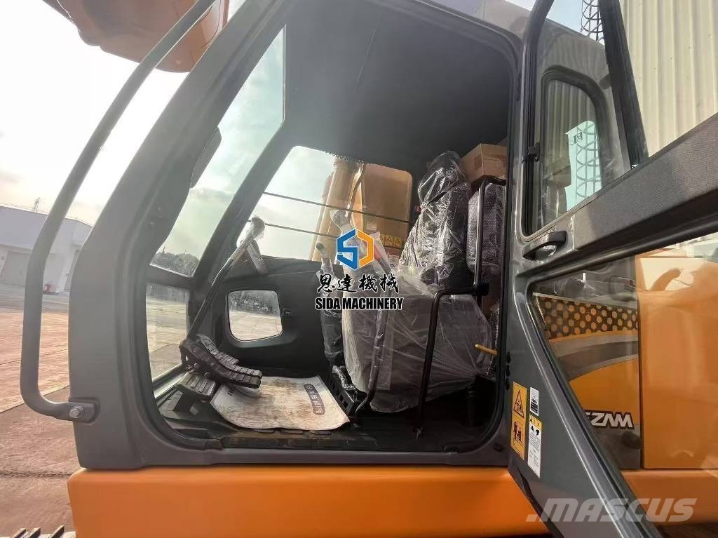 Kato HD 820 V Mini excavators 7t - 12t